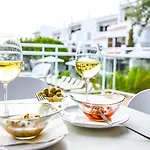 Aparthotel Nelva 3*