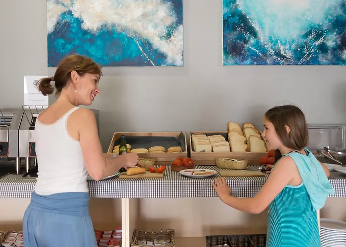 Nelva Cala En Porter (Menorca)