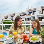 Nelva Cala En Porter (Menorca)