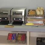 Nelva Apartahotel 3*
