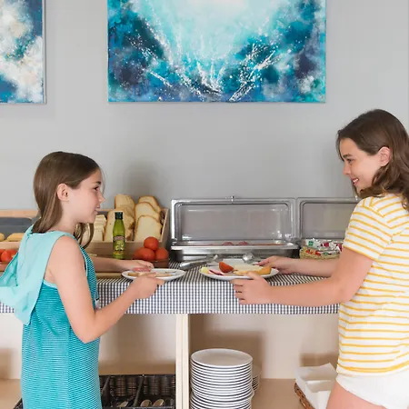 Aparthotel Nelva Cala En Porter (Menorca)