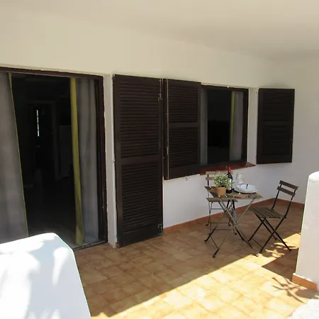 Nelva Aparthotel 3*