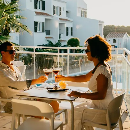 Nelva Aparthotel