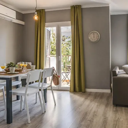 Aparthotel Nelva 3*