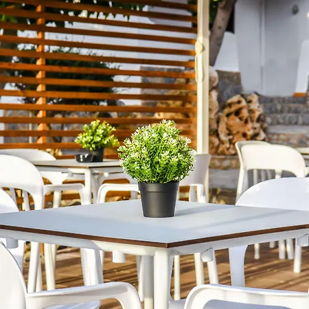 Aparthotel Nelva 3*