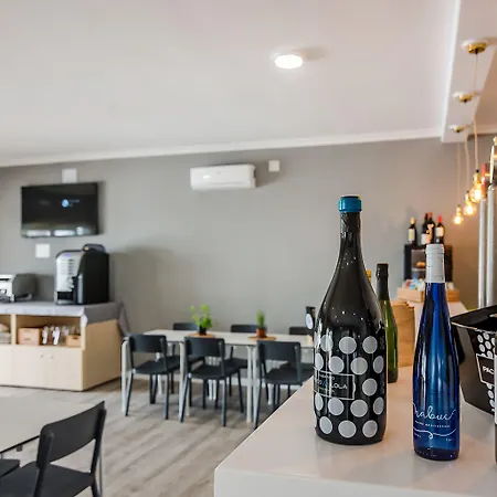 Aparthotel Nelva Cala En Porter (Menorca)