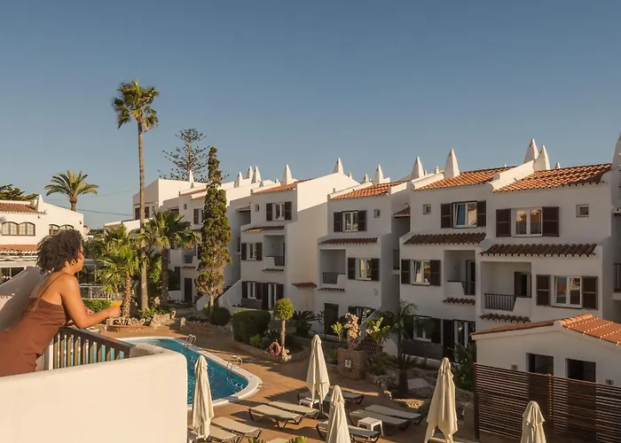 Hotel apartamentowy Nelva